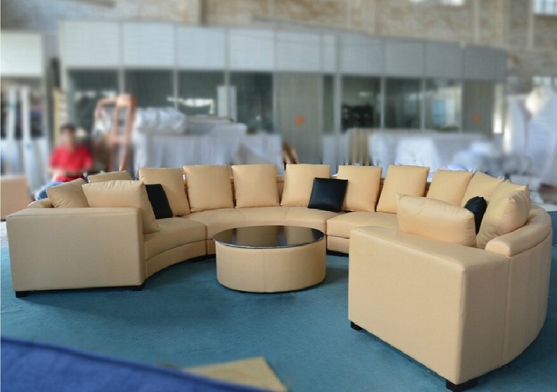 Ghế sofa tròn có kiểu dáng đặc biệt, thích hợp với không gian rộng rãi