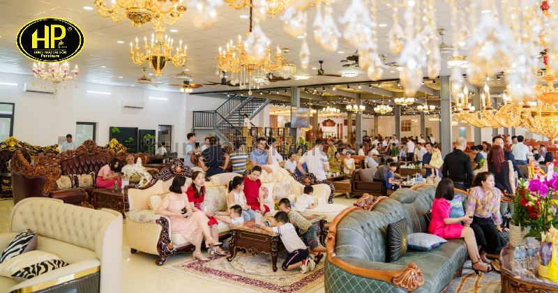 Địa chỉ cửa hàng sofa tân cổ điển Hưng Phát Sài Gòn