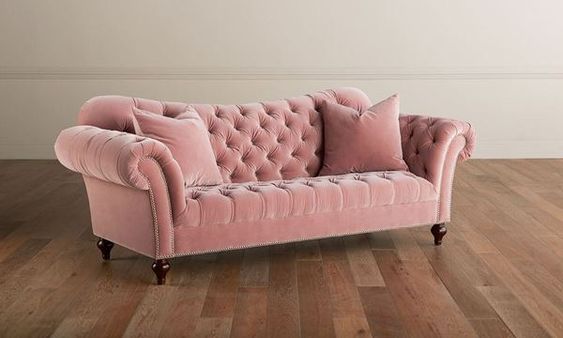 Ghế sofa màu hồng nhạt phong cách tân cổ điển