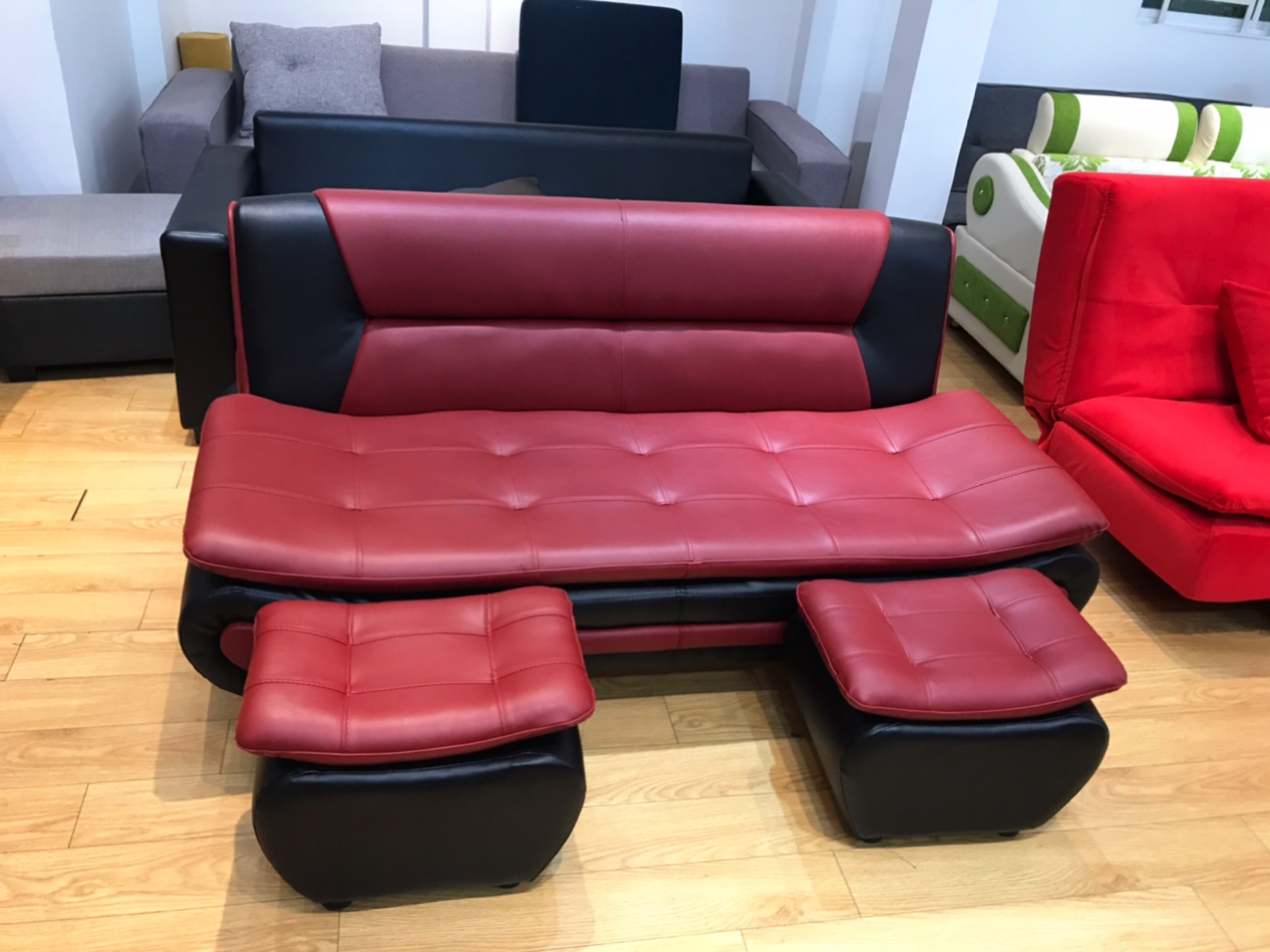 Sofa băng đỏ đen thanh lý TL-29