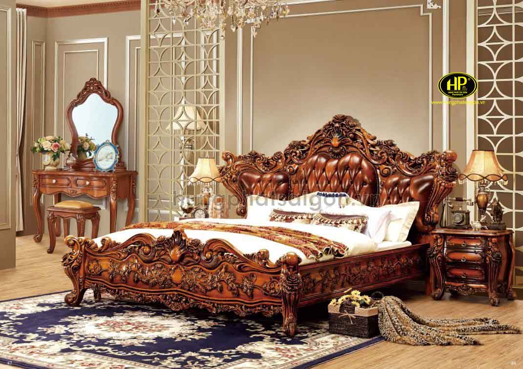 Giường ngủ bằng gỗ tự nhiên, kết hợp chất liệu da, phong cách tân cổ điển 