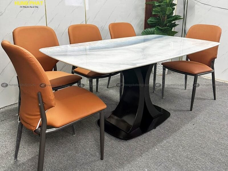 Bàn ăn nhập khẩu mặt đá tinh thể cao cấp
