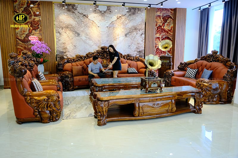 showroom sofa gò vấp rộng 1000m2 của hưng phát sài gòn