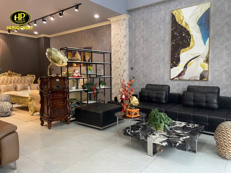 không gian trưng bày nội thất tại hưng phát sài gòn chi nhánh vạn phúc