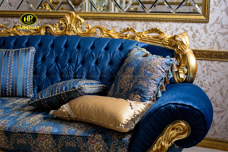 ghế sofa cho phòng ngủ phong cách hoàng gia