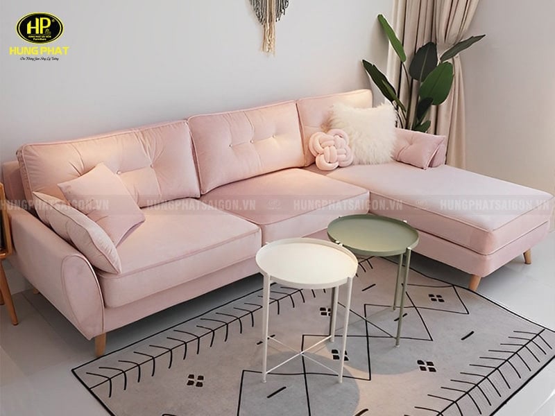 ghế sofa chờ cho cửa hàng thời trang