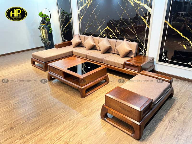 sofa gỗ 2m7 tạo nên vẻ đẹp ấm cúng, bền bỉ