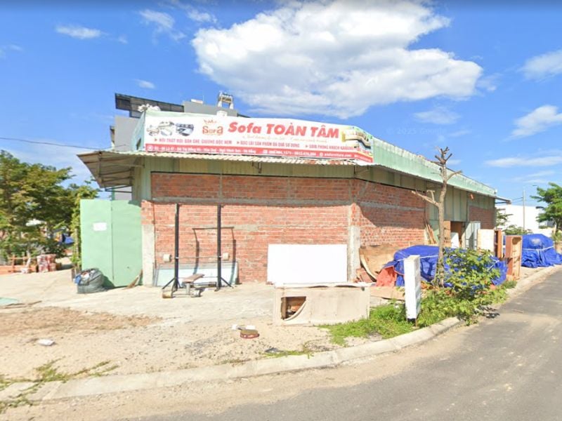 cửa hiệu sofa toàn tâm
