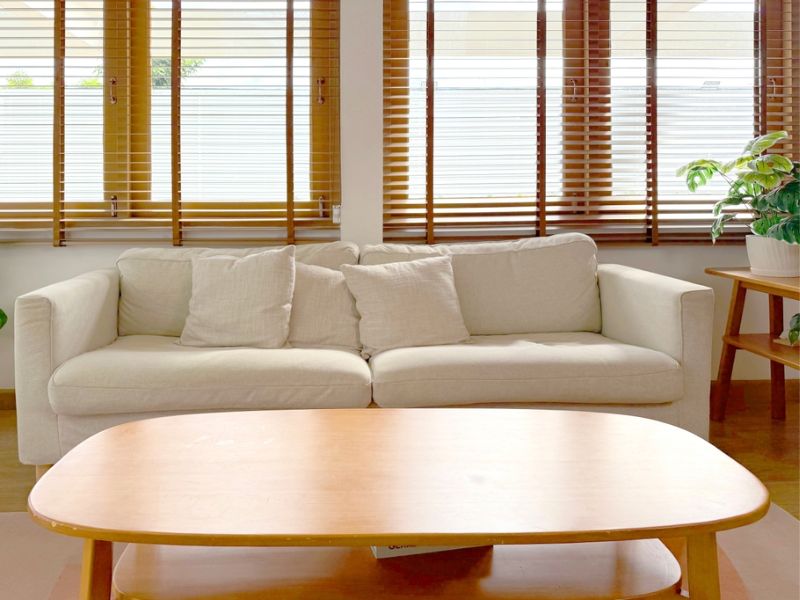 quy tắc vàng về kính thước bàn trà oval và sofa