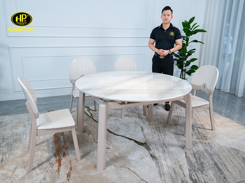 bàn ăn thông minh l685 chụp tại showroom hưng phát sài gòn
