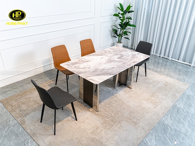 mẫu bàn ăn ba-x08-cy43 được chụp tại showroom hưng phát sài gòn